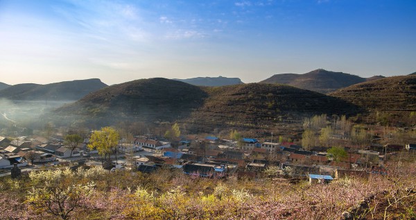 山村早晨（庄军单图） 13505392349